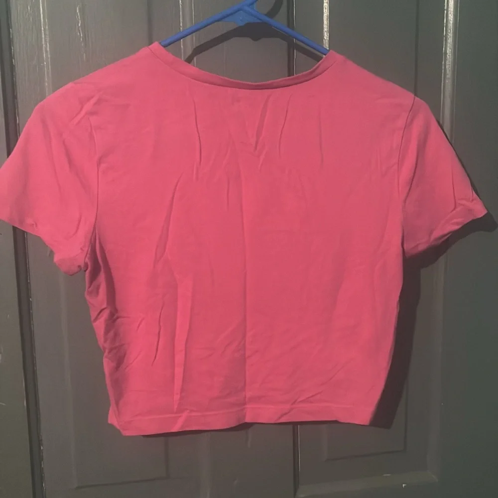 Cropped tee - Picture 2 of 2